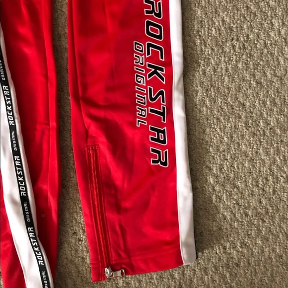 Rockstar - Picture 3 of 7